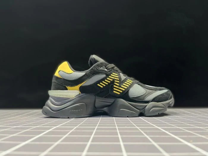 NEW BALANCE NB 9060 BLACK AND YELLOW