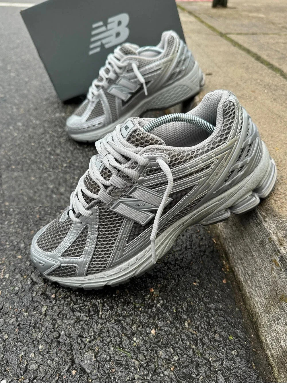 NEW BALANCE NB 1906R GREY