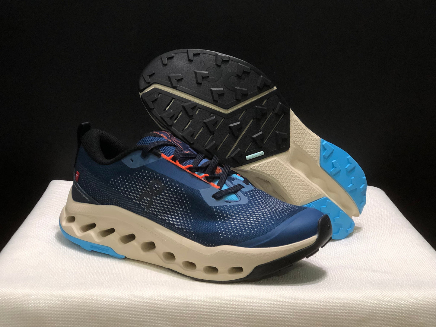 Basket ON Cloudsurfer Trail – Confort & Performance au Quotidien