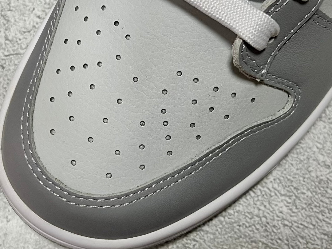 NIKE DUNK LOW WHITE GREY BLUE