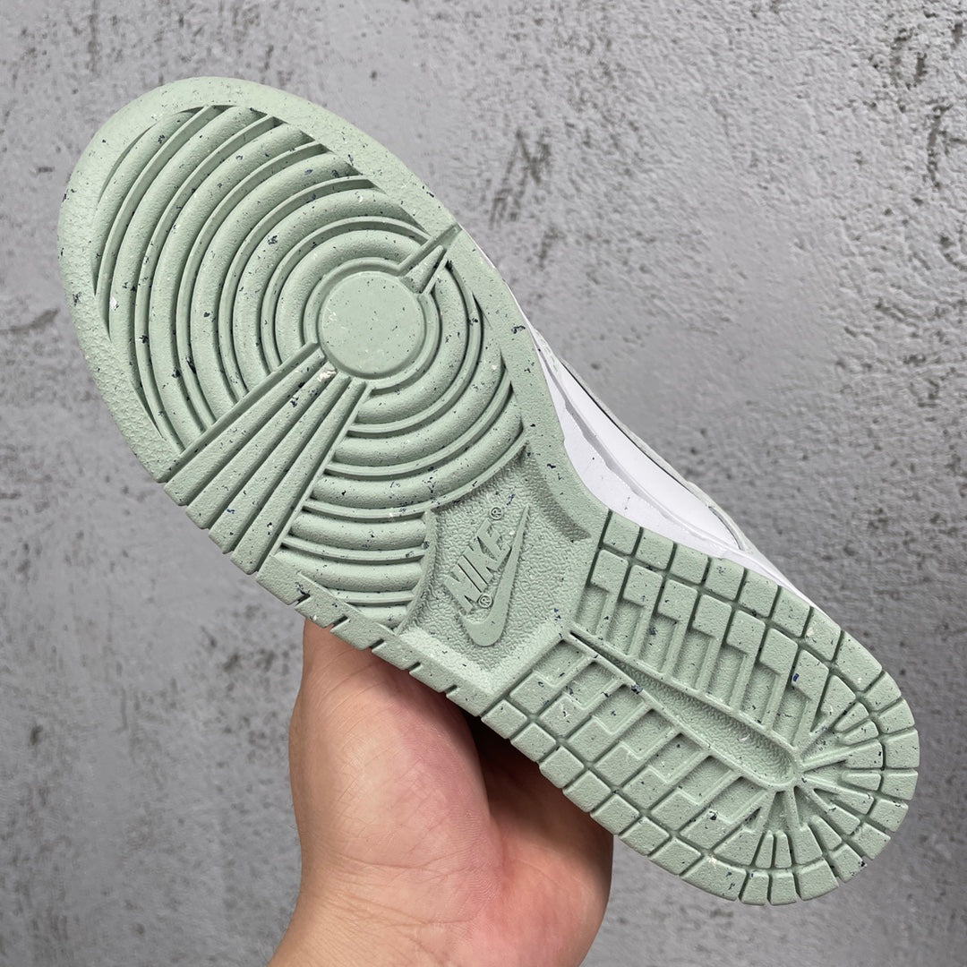 NIKE DUNK LOW WHITE GREEN