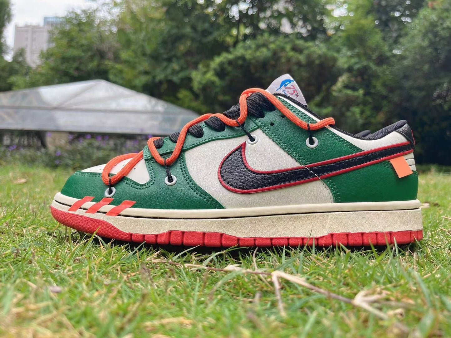 NIKE AIR DUNK PINE GREEN