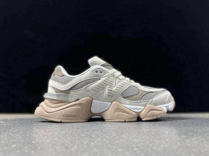 NEW BALANCE NB 9060 BEIGE
