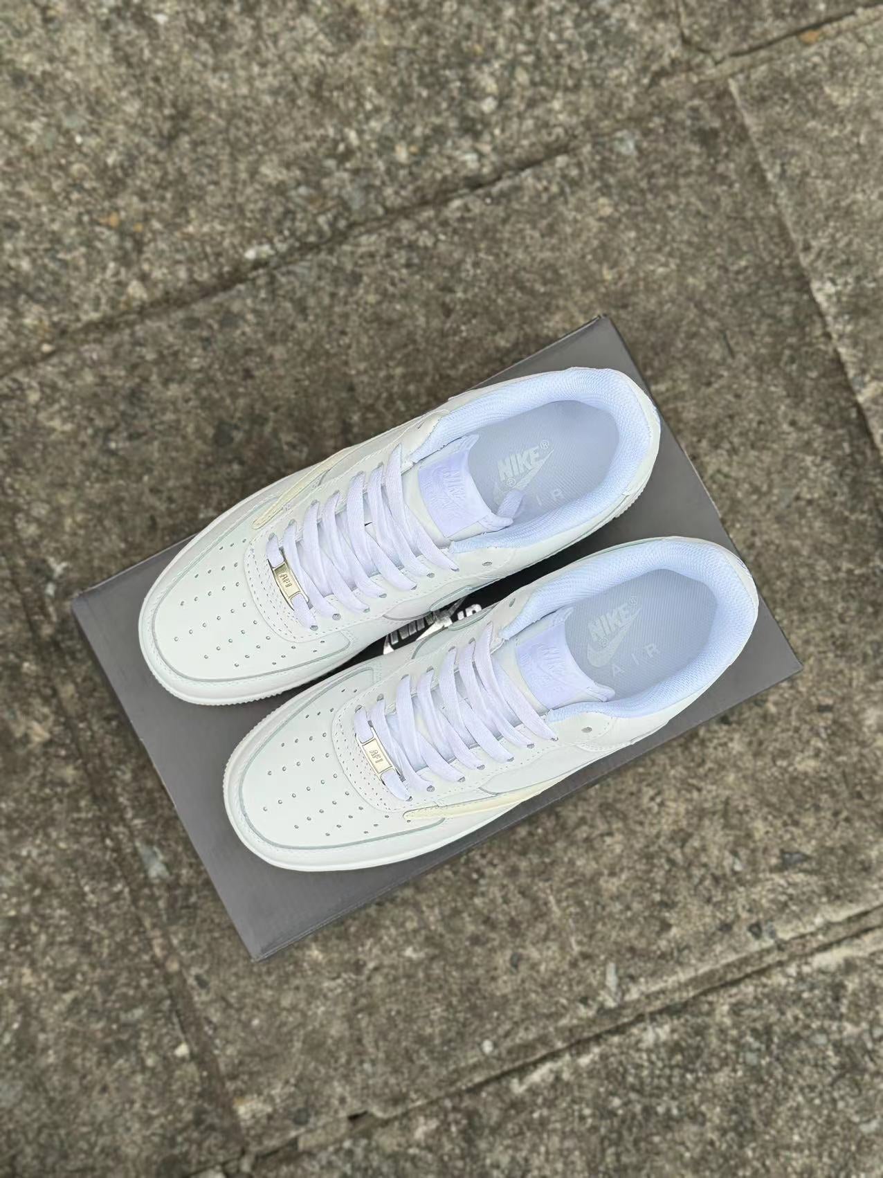 Nike Air Force 1 x Travis Scott – L’icône du style urbain
