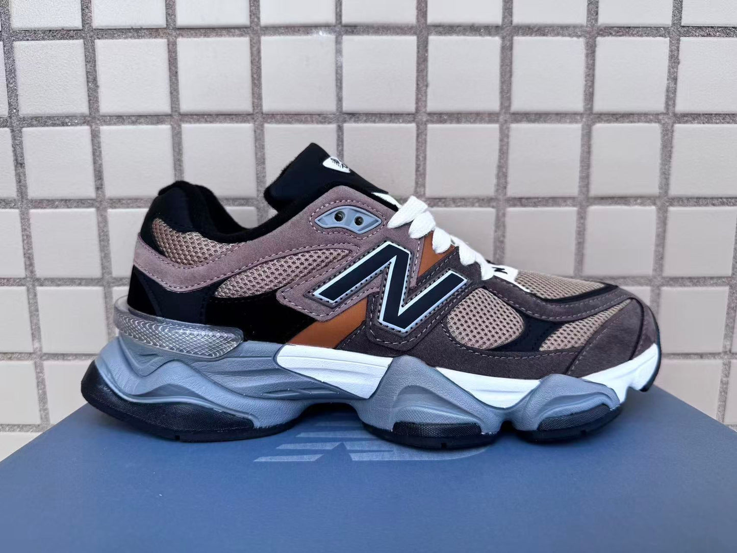 NEW BALANCE NB 9060 GRIS & BLEU