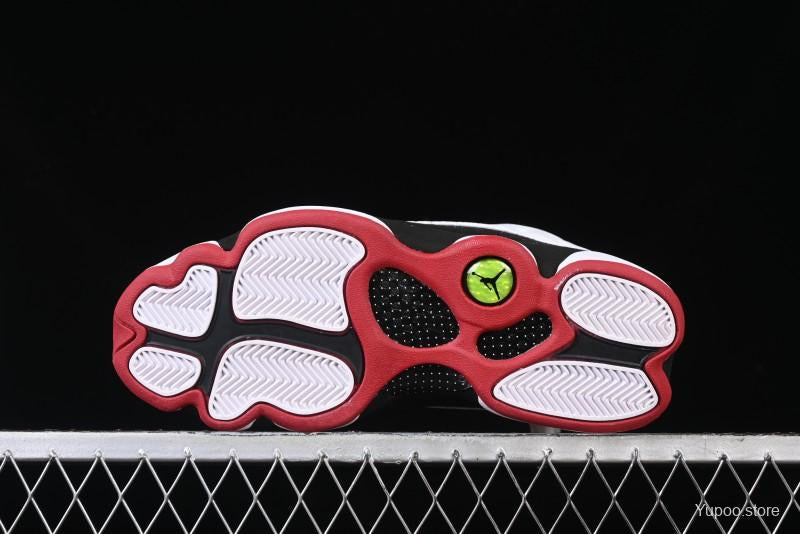 Nike Air Jordan 13 – Style iconique