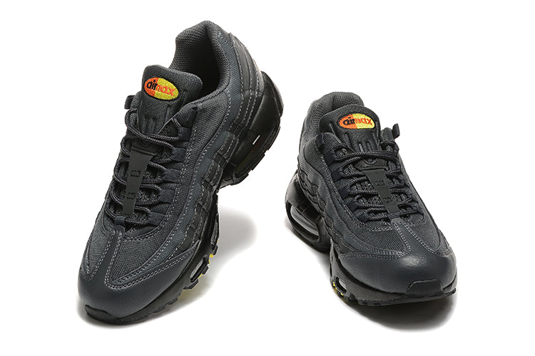NIKE AIR MAX 95 ESSENTIAL NOIR