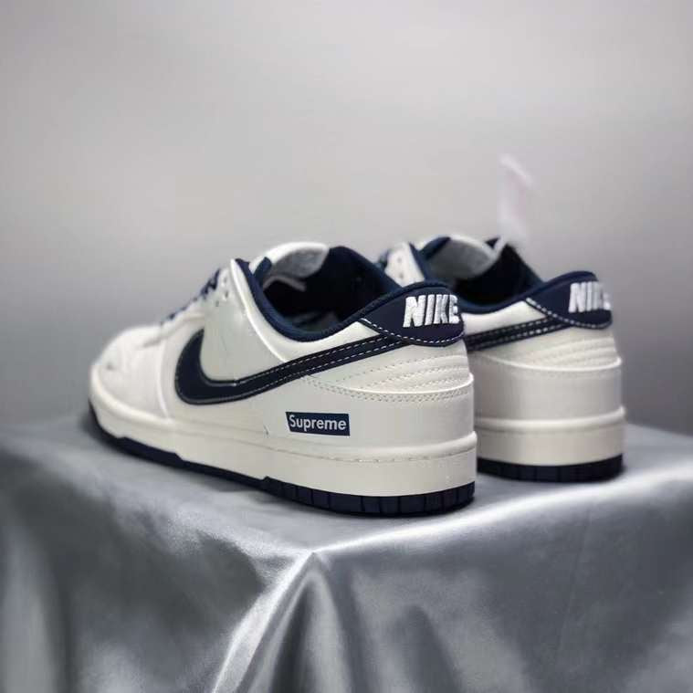 NIKE DUNK LOW SUPREME BLANC BLEU