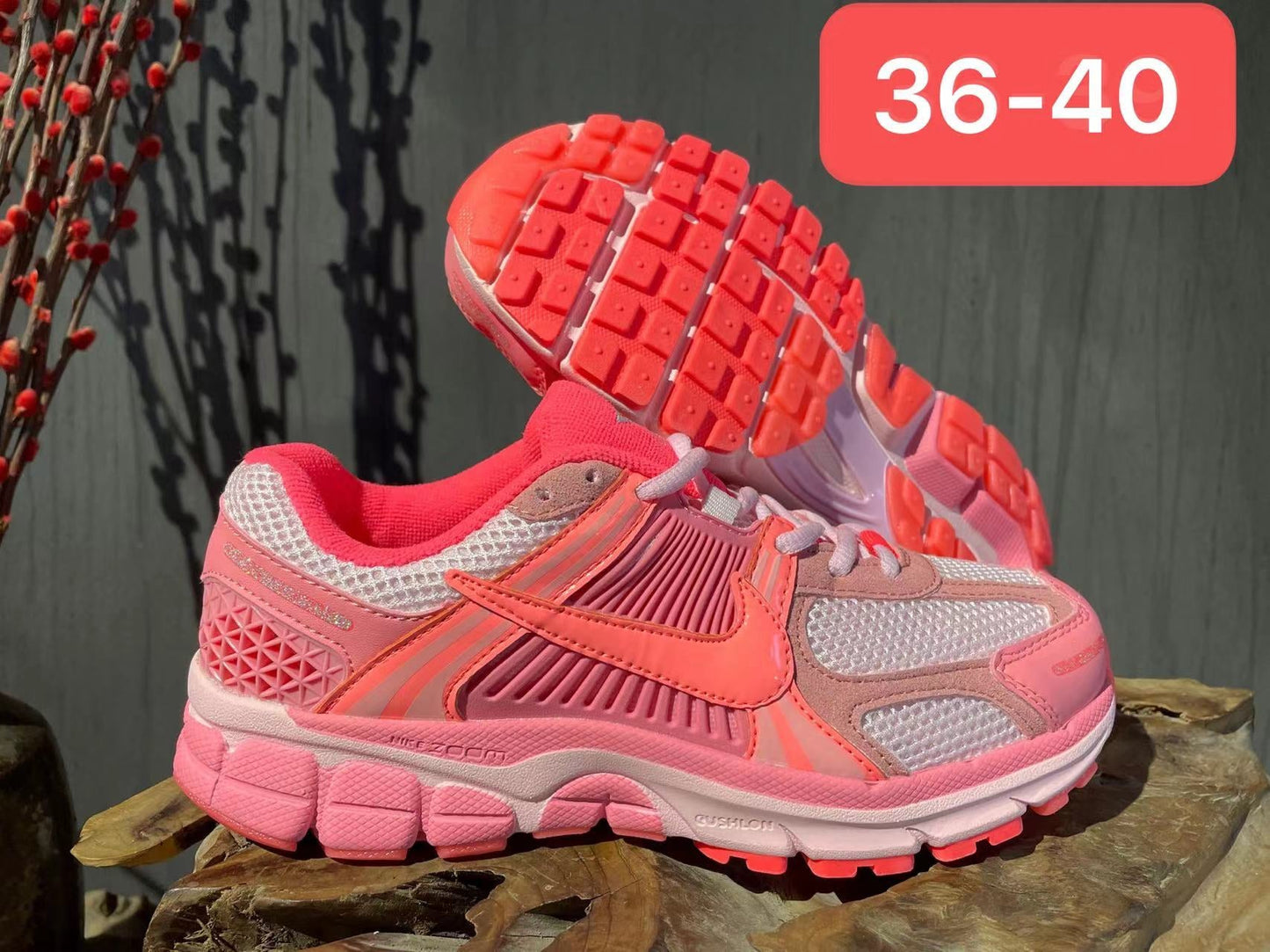 NIKE ZOOM VOMERO 5 ROSE PINK