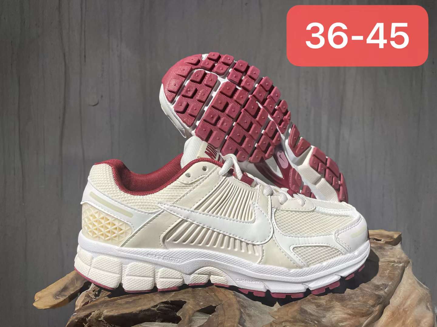 NIKE ZOOM VOMERO 5 BEIGE