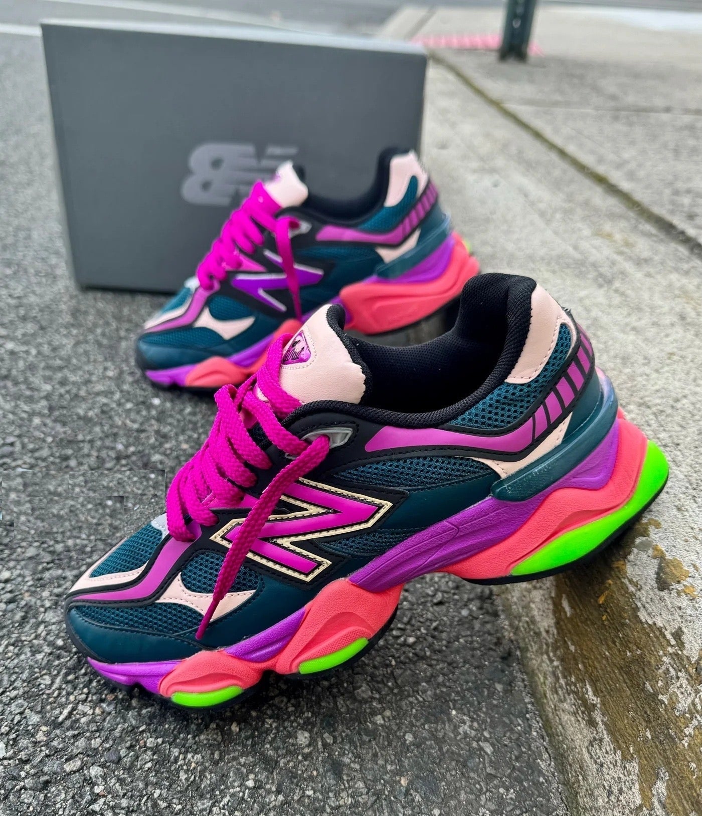 NEW BALANCE NB 9060 Magenta Purple Green