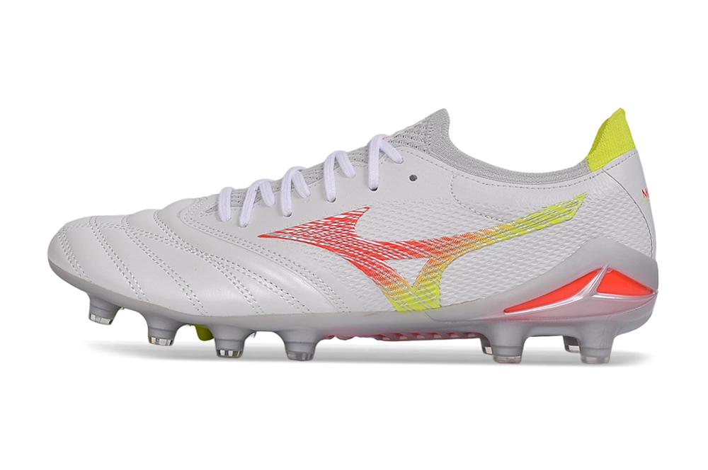 Morelia Neo III Chaussures de Football