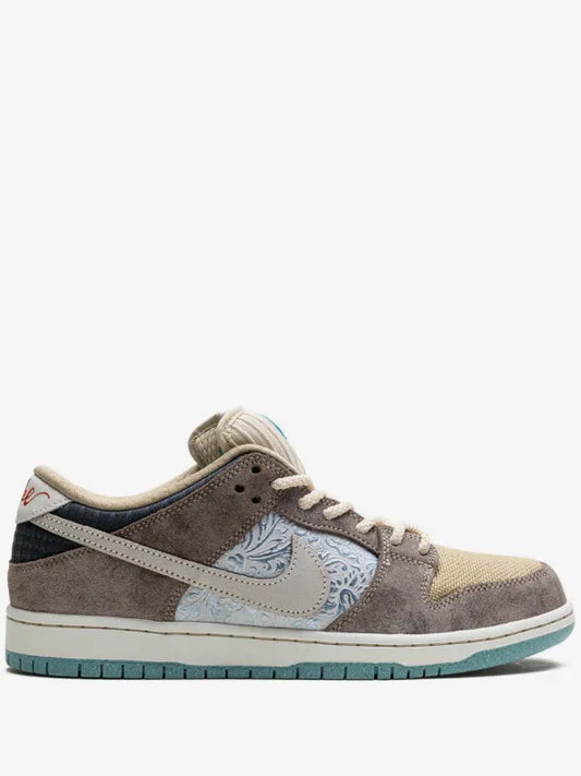 Nike SB Dunk Low "Big Money Savings" sneakers