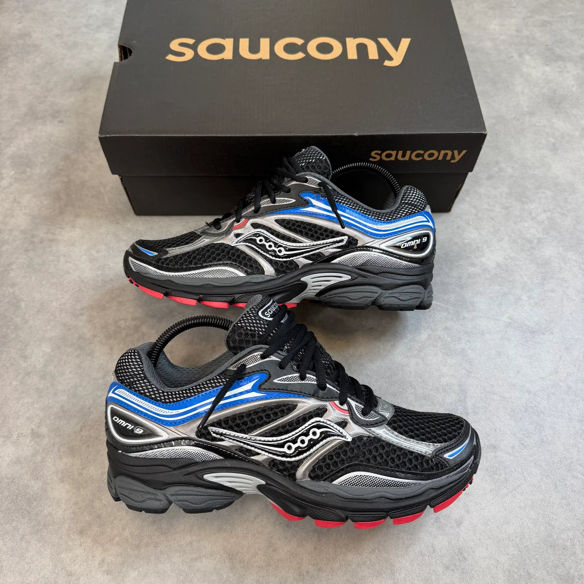 SAUCONY PROGRID OMNI 9 'NOIR MULTI'