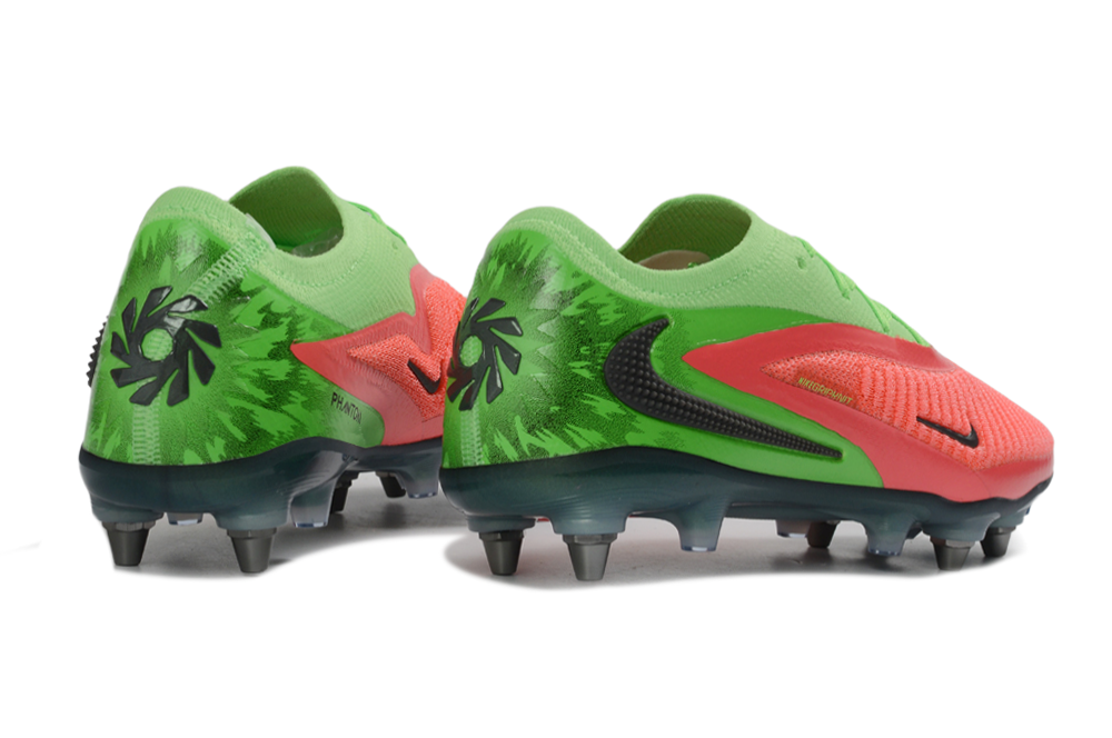Phantom 6 GX III Elite SG Chaussures de Football