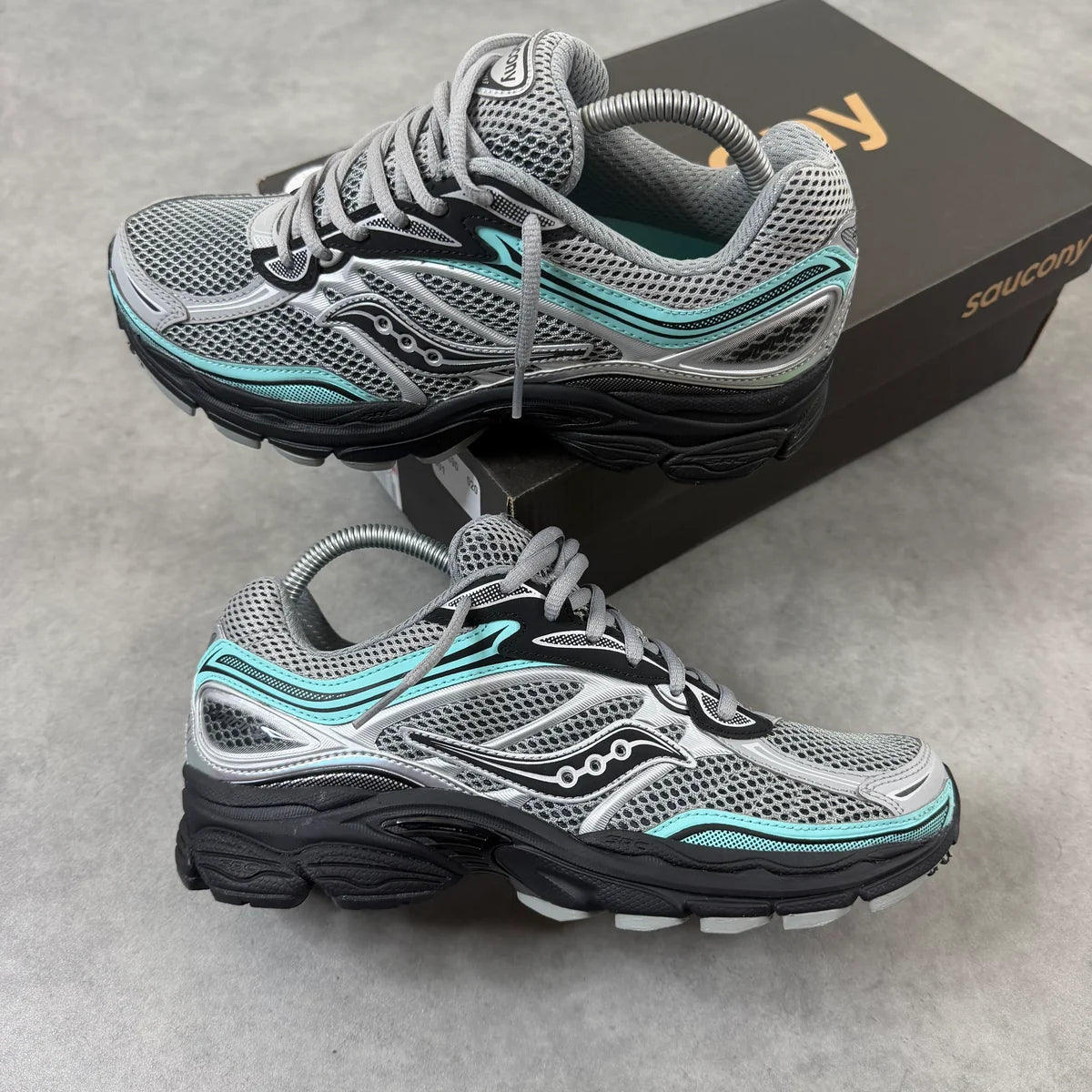 SAUCONY PROGRID OMNI 9 'SILVER TEAL GREY