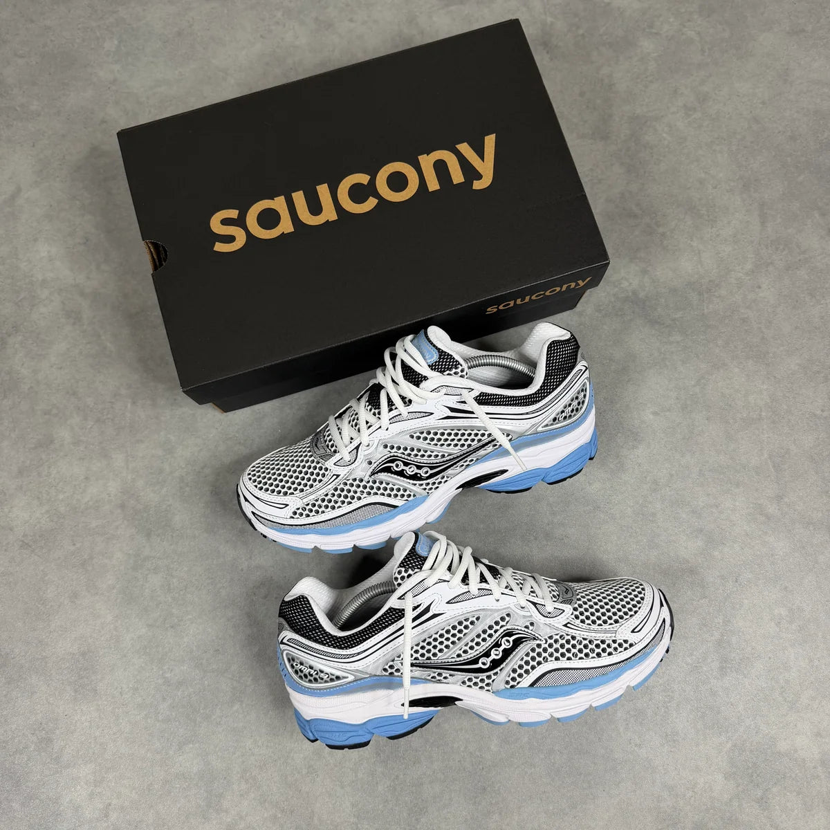 SAUCONY PROGRID OMNI 9 ' BLISSFUL WHITE