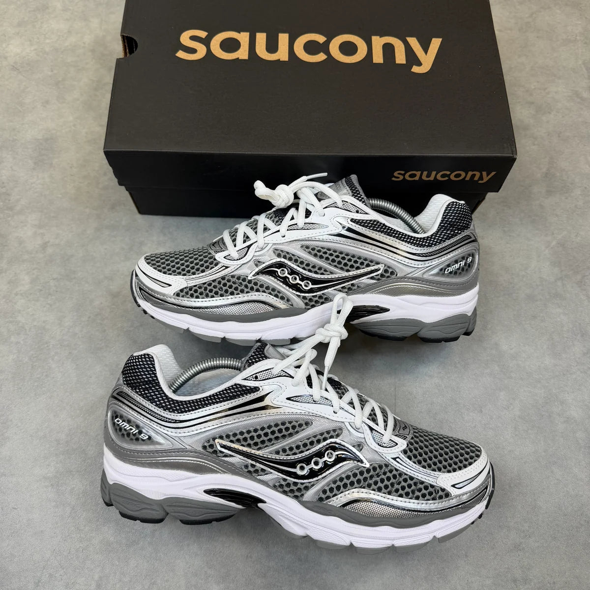 SAUCONY PRO GRID OMNI 9 'GRIS ARGENT'