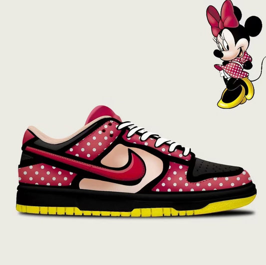 NIKE DUNK LOW WINNIE DISNEY