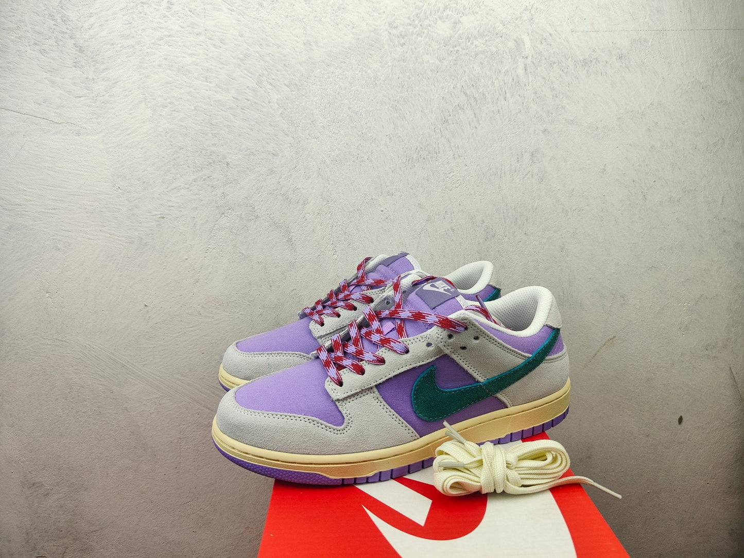 NIKE DUNK LOW PURPLE GREEN VIOLET VERT