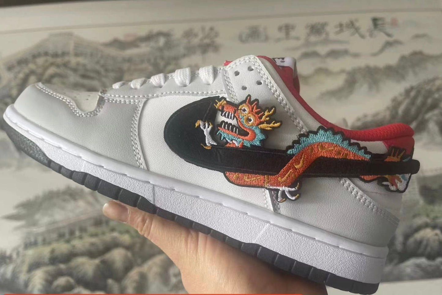NIKE DUNK LOW YEAR OF DRAGON