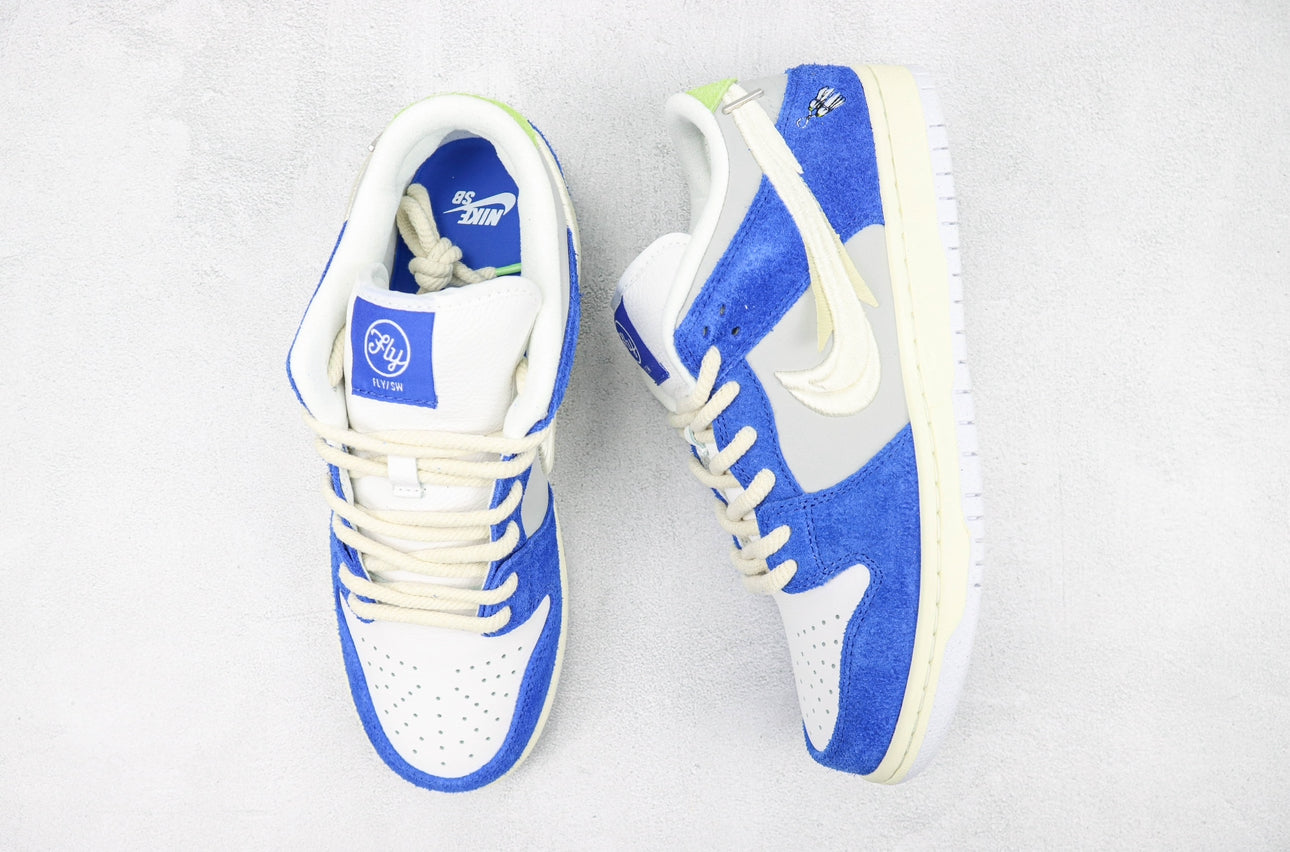 NIKE DUNK LOW WHITE BLUE BLANC BLEU