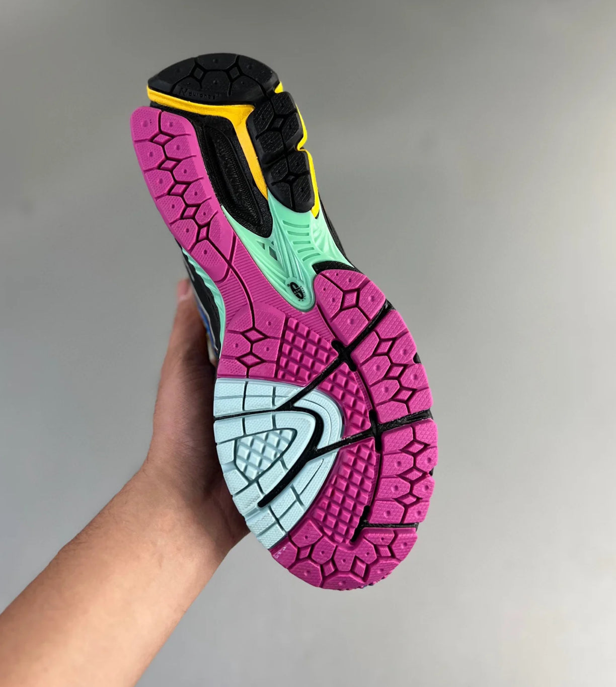 NEW BALANCE 1906R BLACK NEON NIGHTS