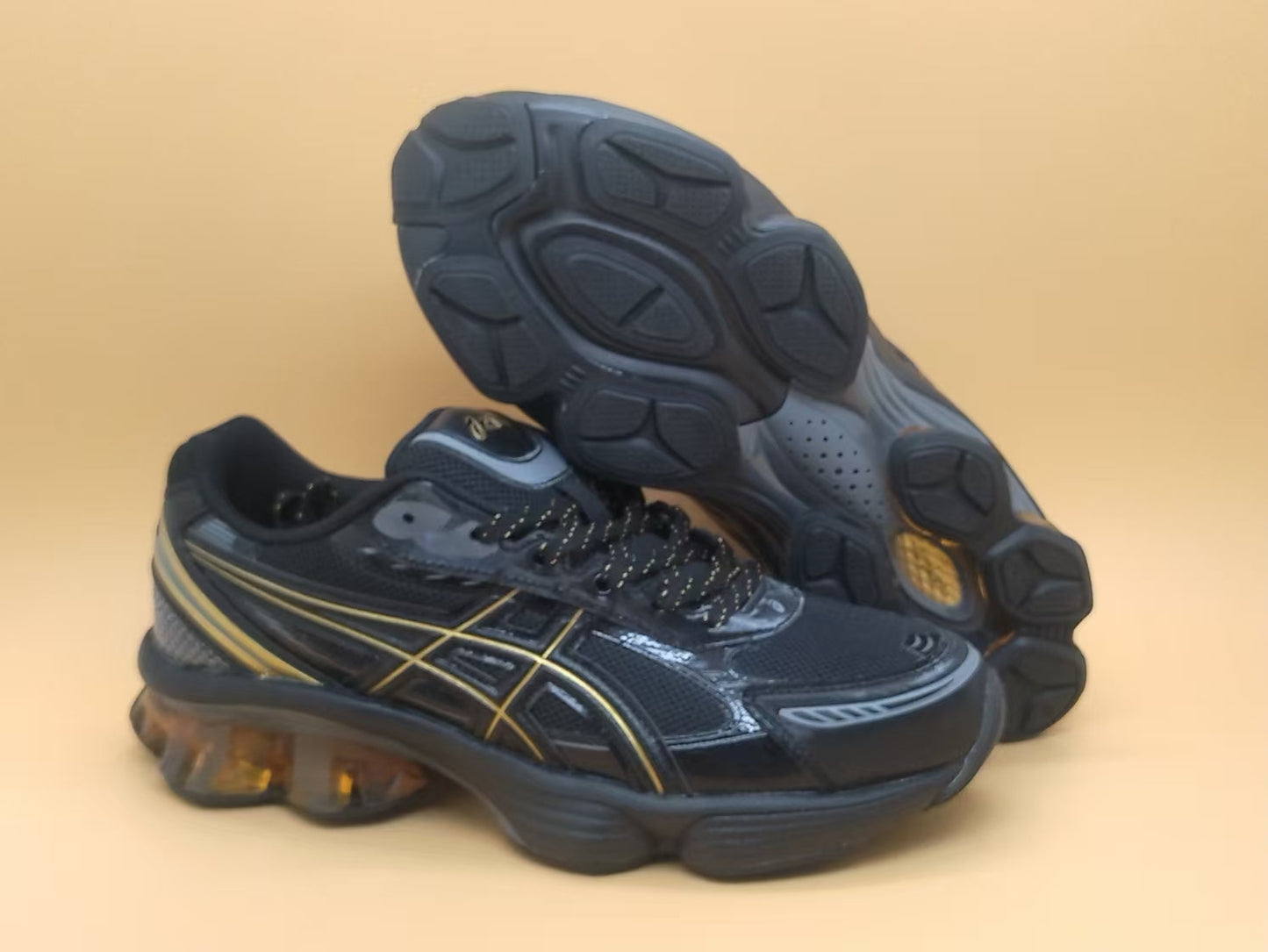 ASICS GEL QUANTUM KINETIC NOIR JAUNE