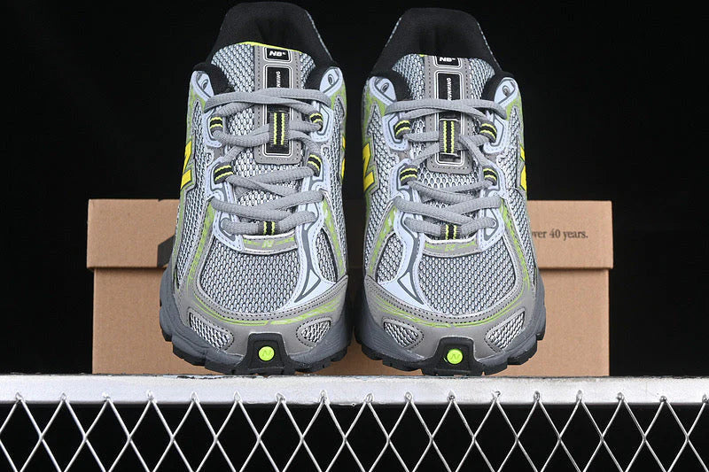 NEW BALANCE NB 740 GREEN