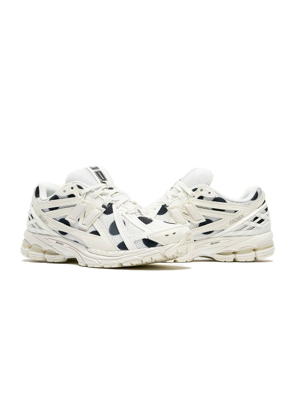 NEW BALANCE NB 1906R WHITE BLACK