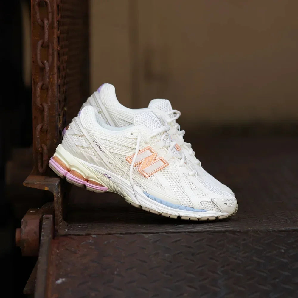 NEW BALANCE NB 1906R WHITE ORANGE
