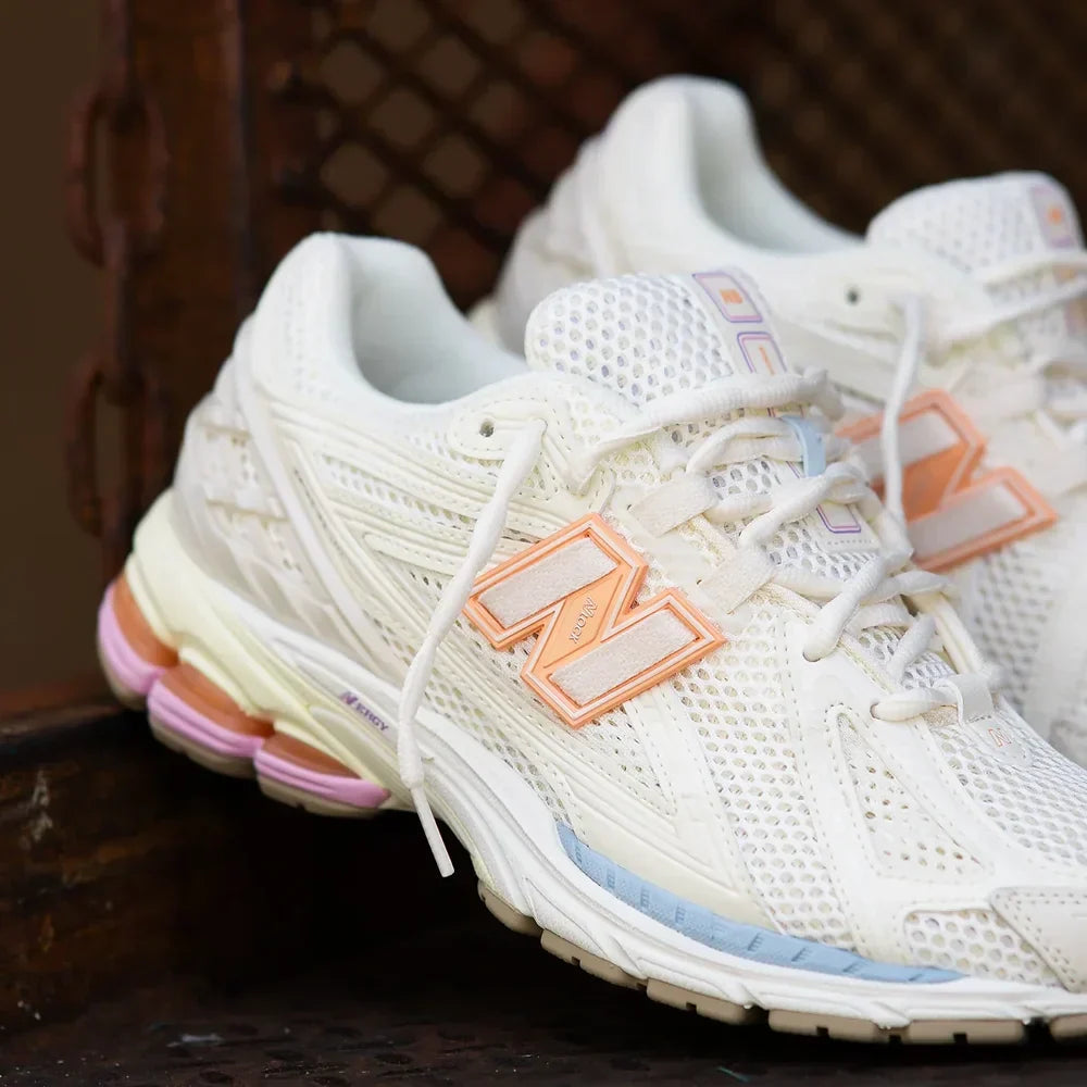NEW BALANCE NB 1906R WHITE ORANGE