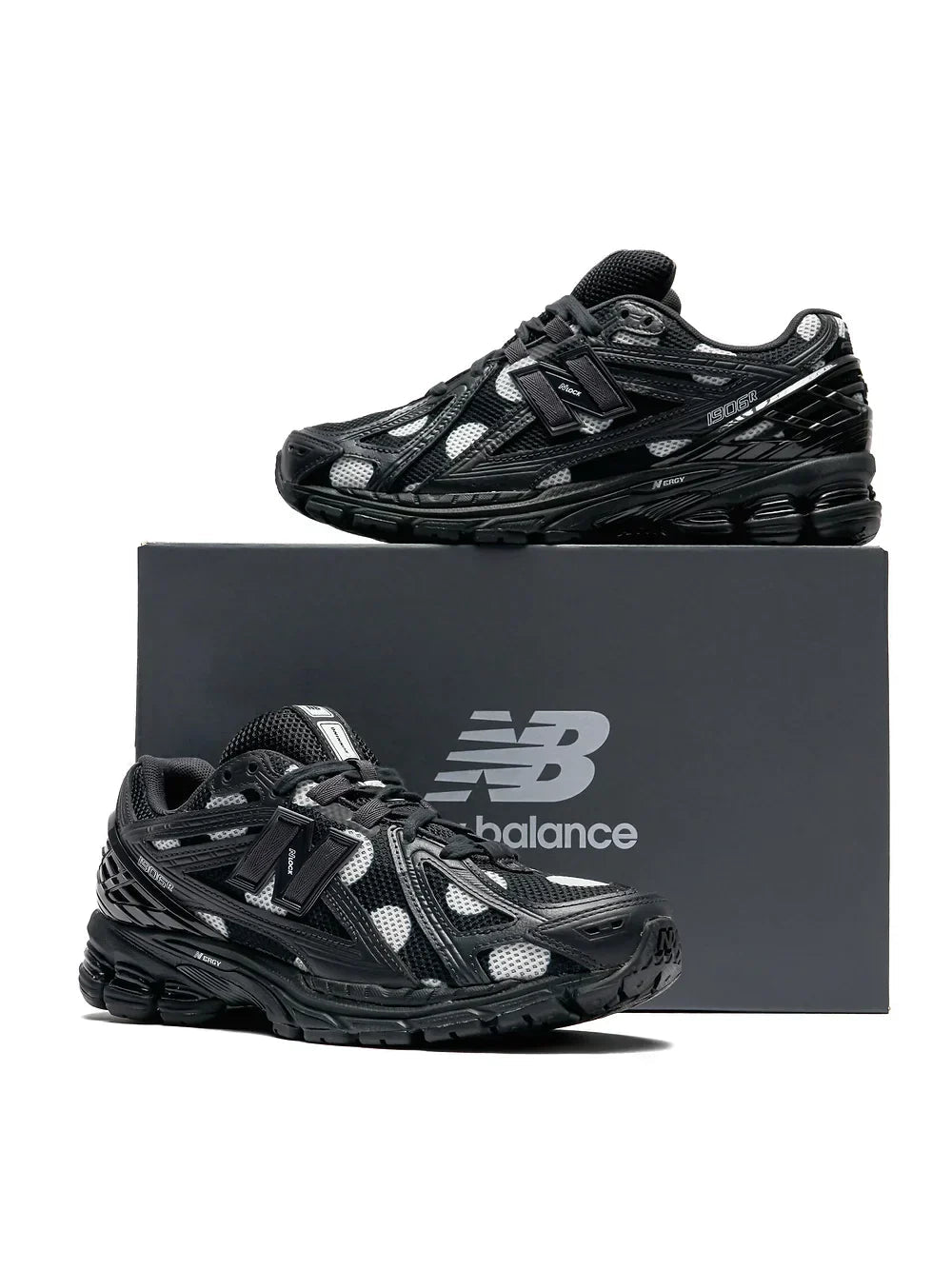 NEW BALANCE NB 1906R BLACK WHITE