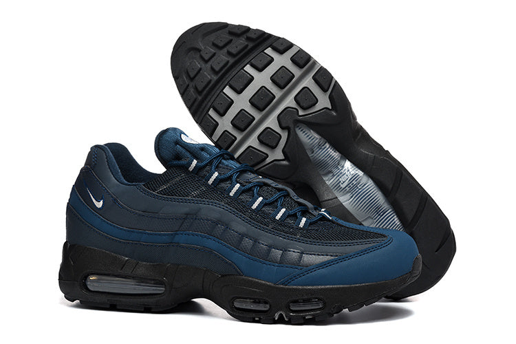 NIKE AIR MAX 95 ESSENTIAL