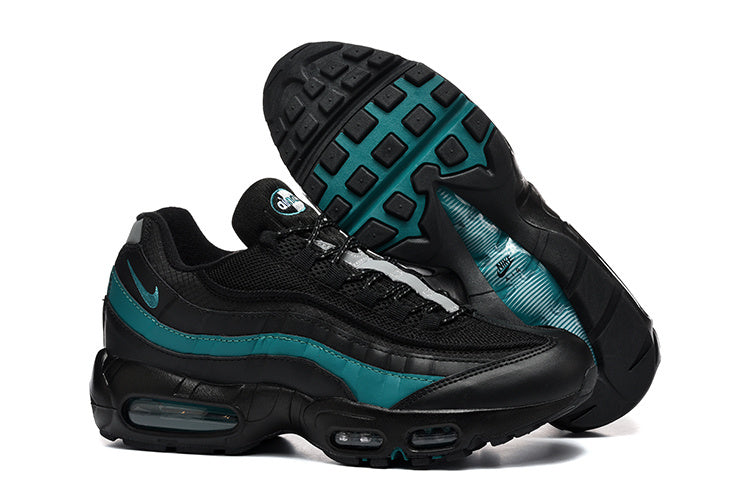 NIKE AIR MAX 95 ESSENTIAL