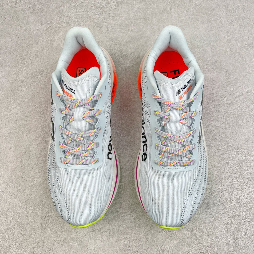 NEW BALANCE FUELCELL SUPERCOMB TRAINER V2 GRISE