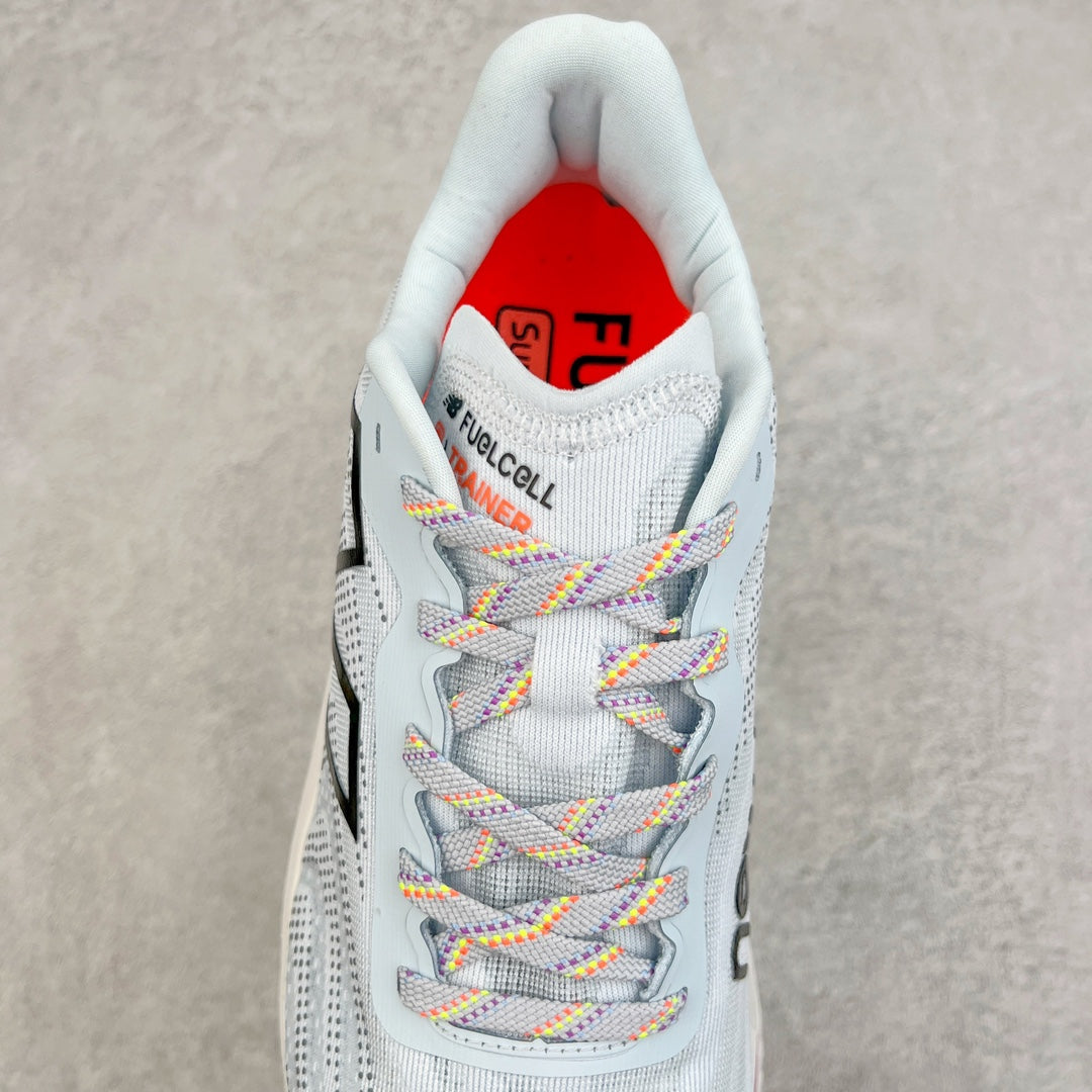 NEW BALANCE FUELCELL SUPERCOMB TRAINER V2 GRISE