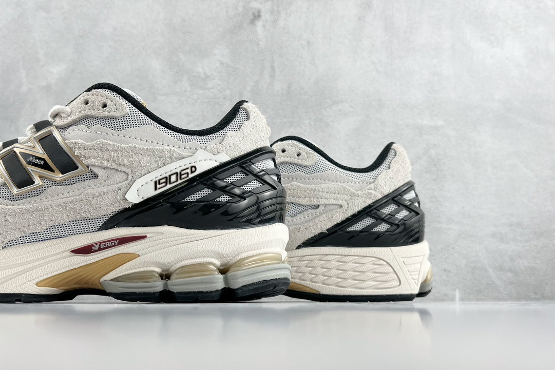 NEW BALANCE 1906D PROTECTION PACK