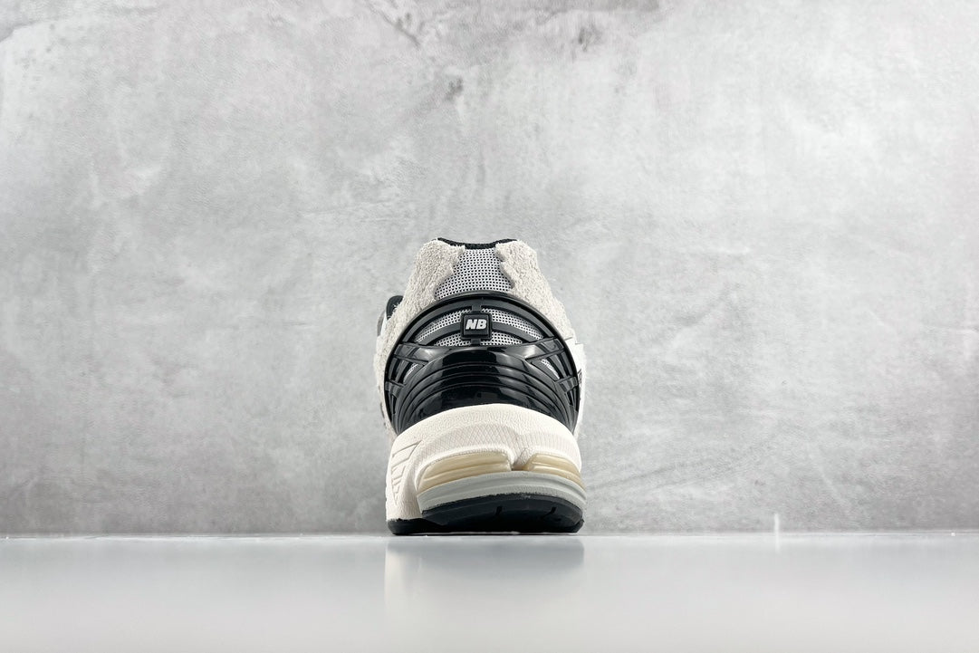 NEW BALANCE 1906D PROTECTION PACK