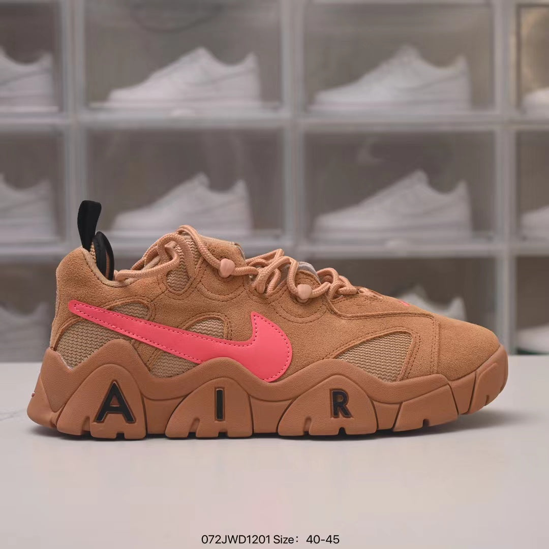 NIKE AIR BARRAGE LOW MARRON