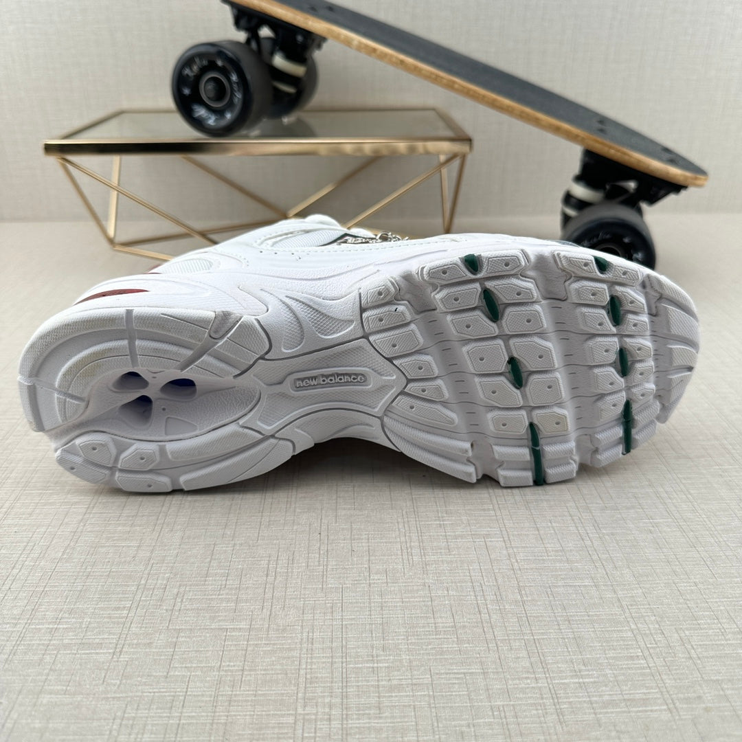 NEW BALANCE 530 MR530