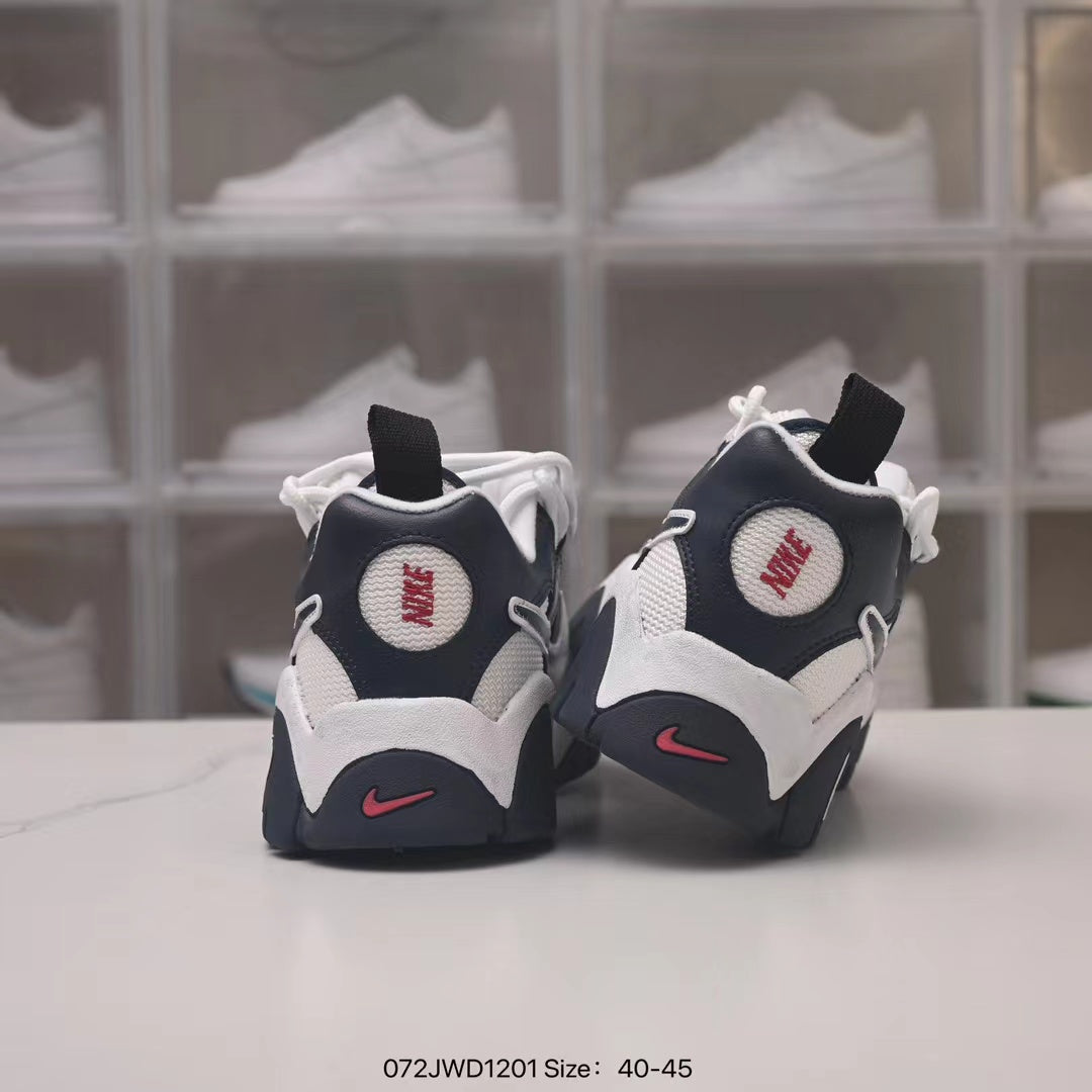 NIKE AIR BARRAGE LOW BLACK & WHITE