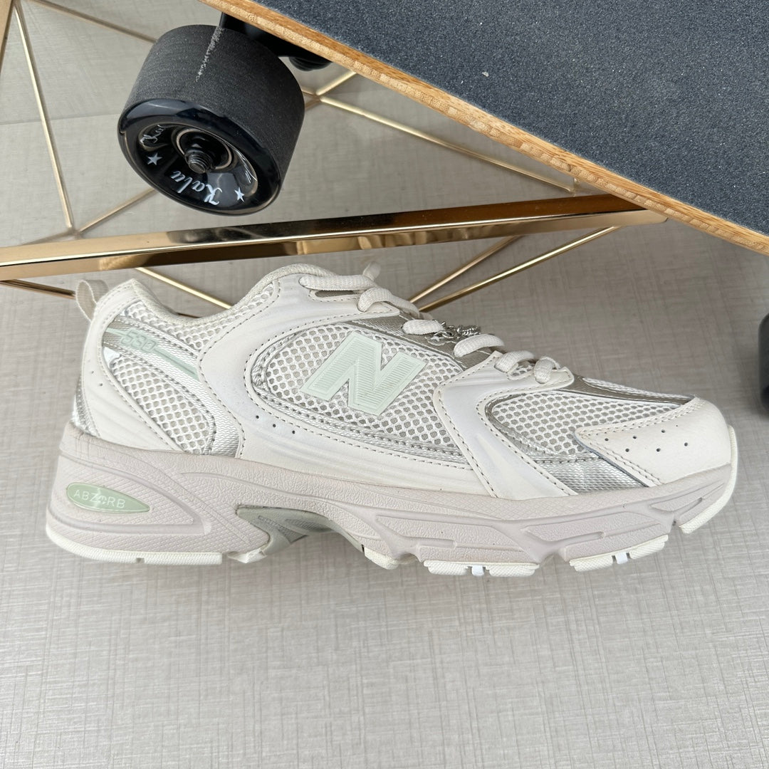 NEW BALANCE 530 MR530