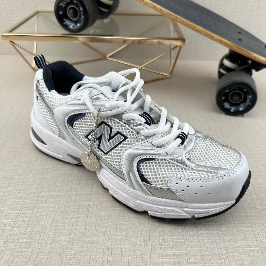 NEW BALANCE 530 MR530