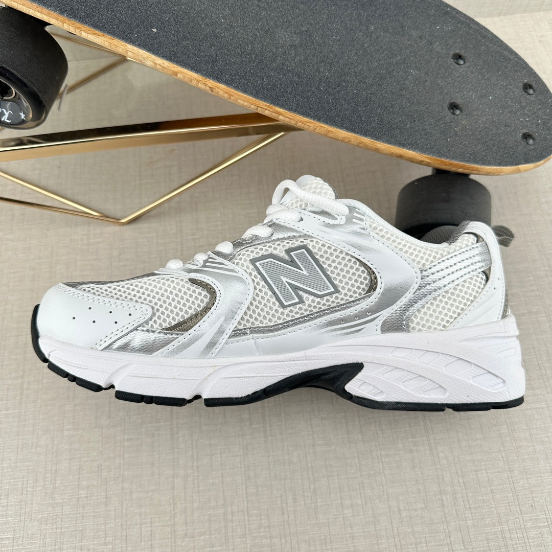 NEW BALANCE 530 MR530