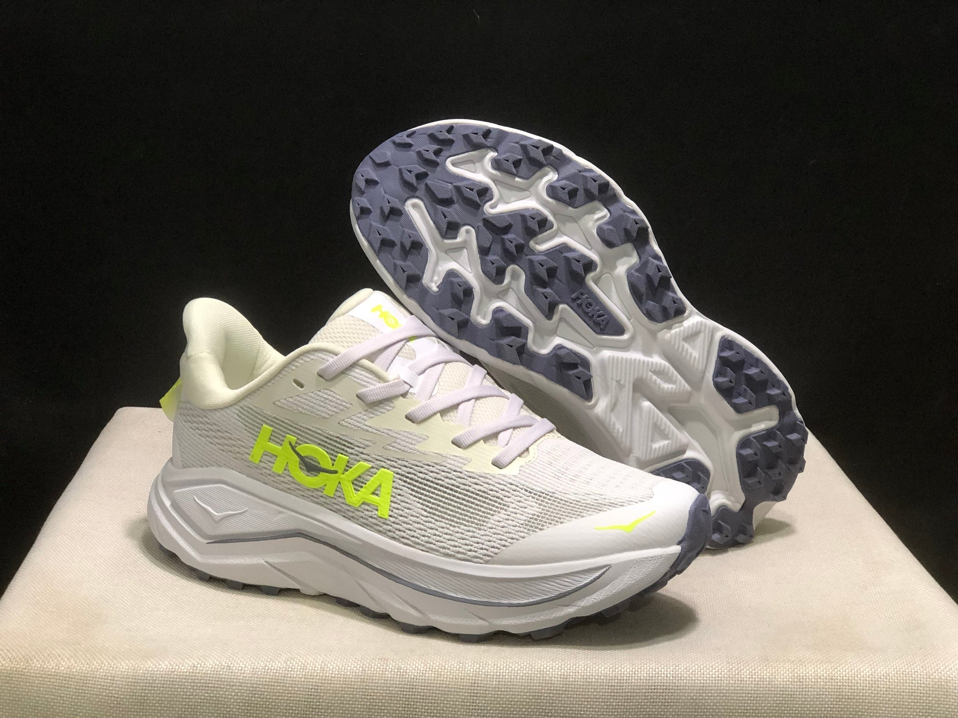 Hoka One Challenger 8 – Chaussure Running Ultra Confort