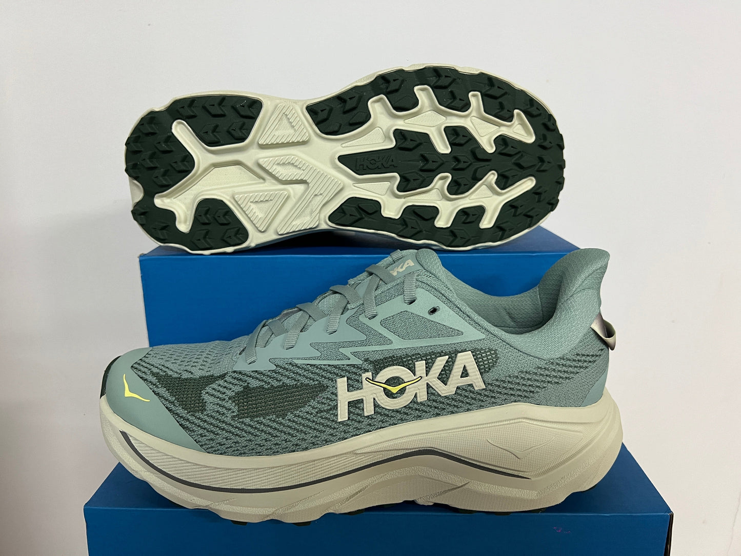 Hoka One Challenger 8 – Chaussure Running Ultra Confort