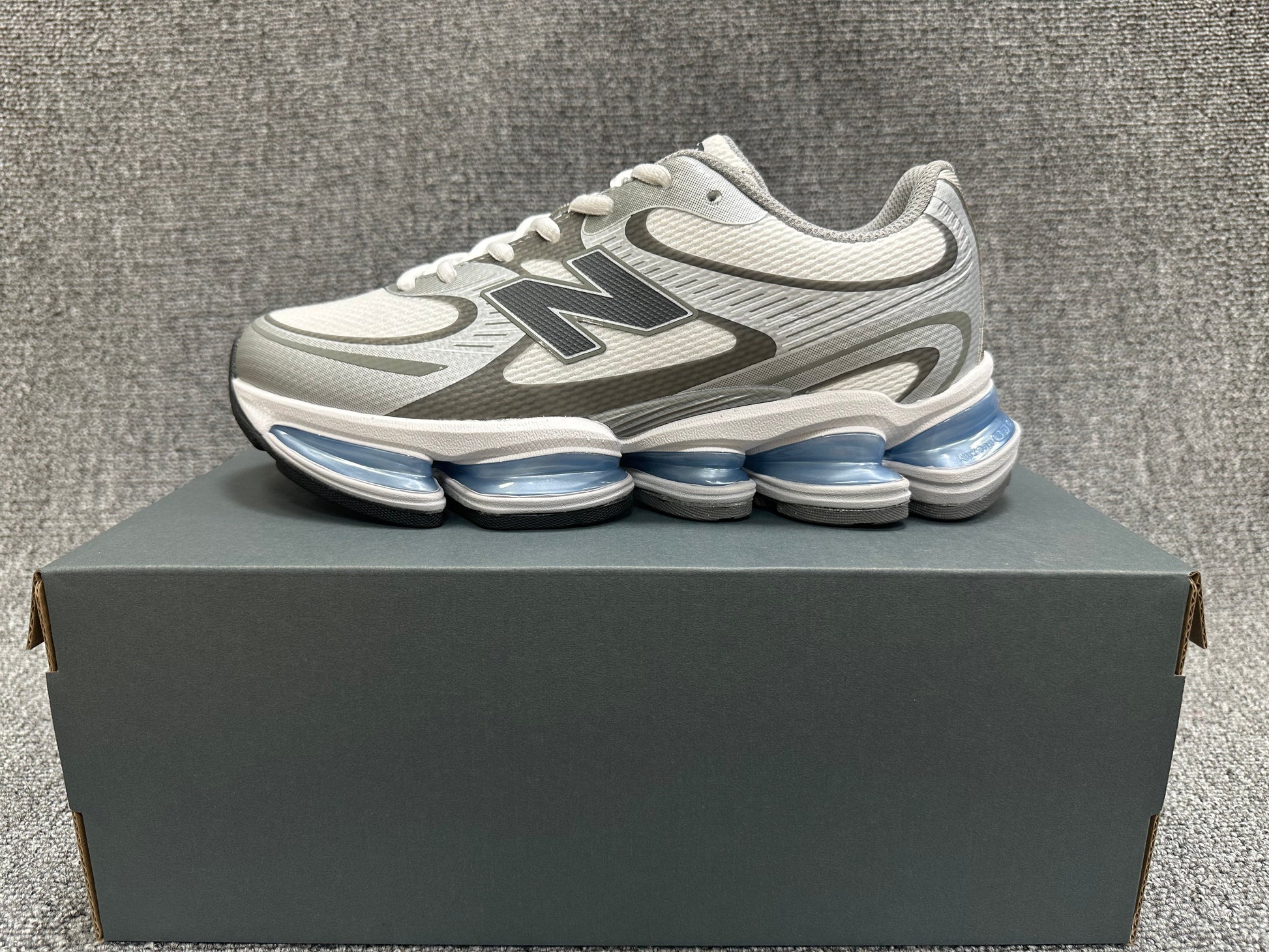 NEW BALANCE NB ABZORB 2000 GRIS & BLEU