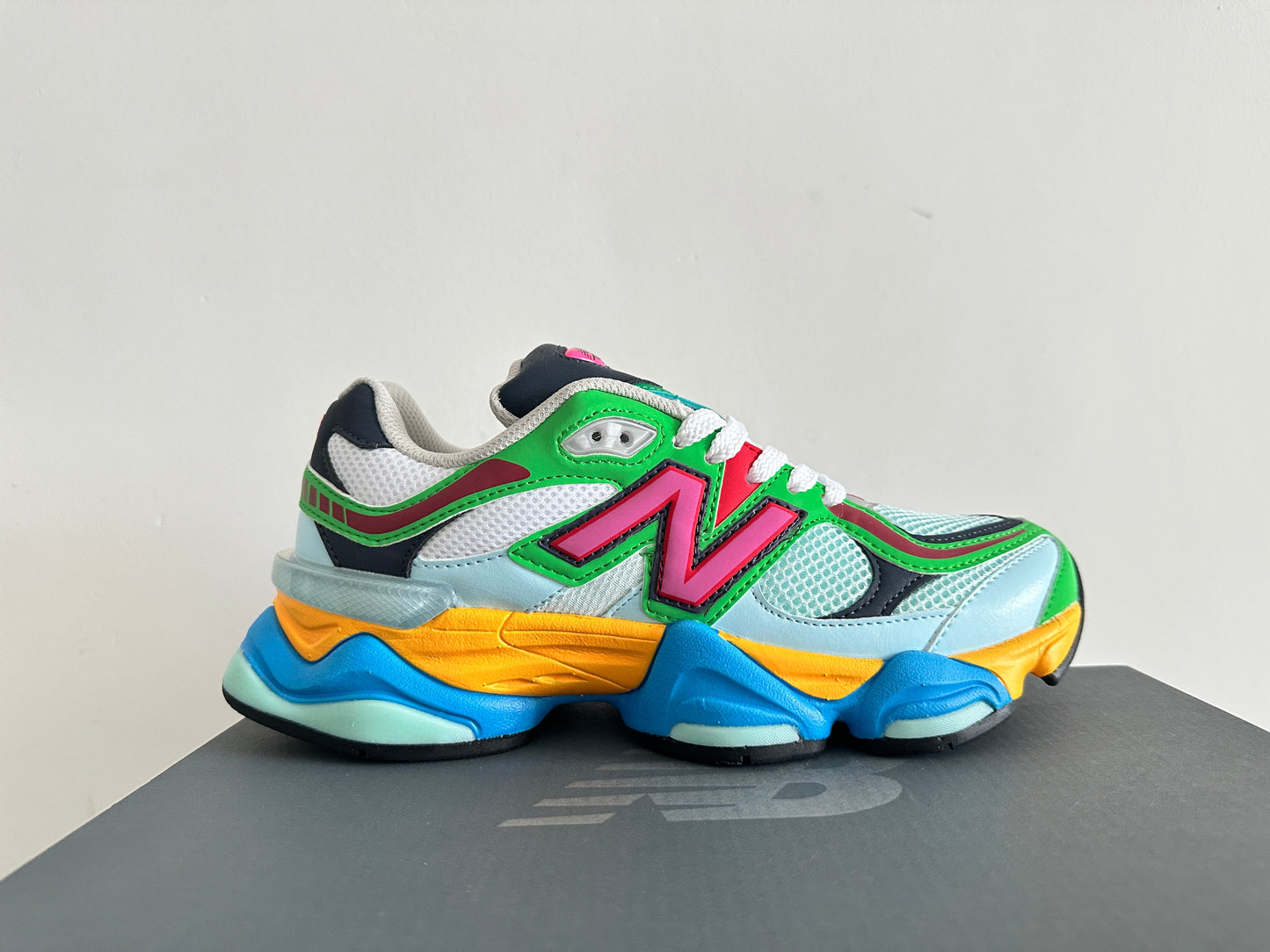 NEW BALANCE NB 9060 MULTI COLOR