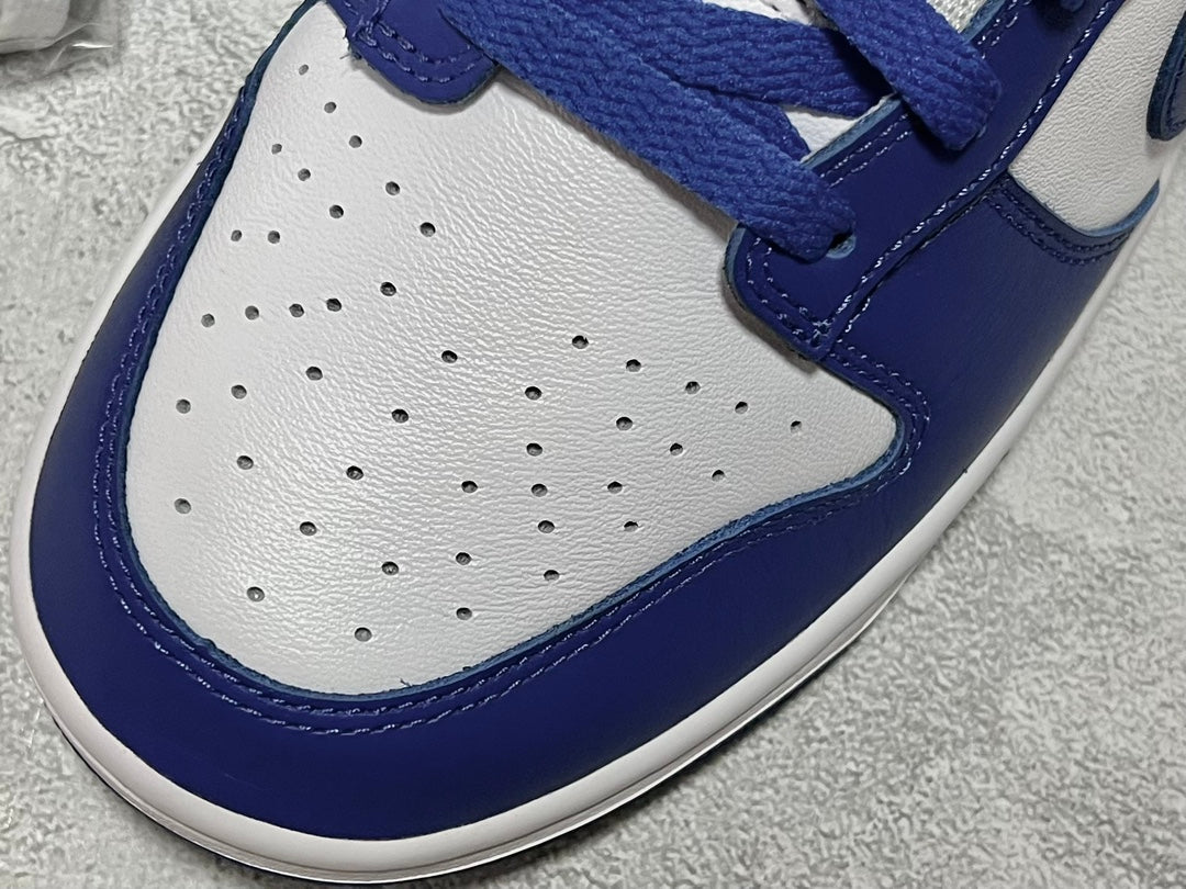 NIKE DUNK LOW WHITE BLUE